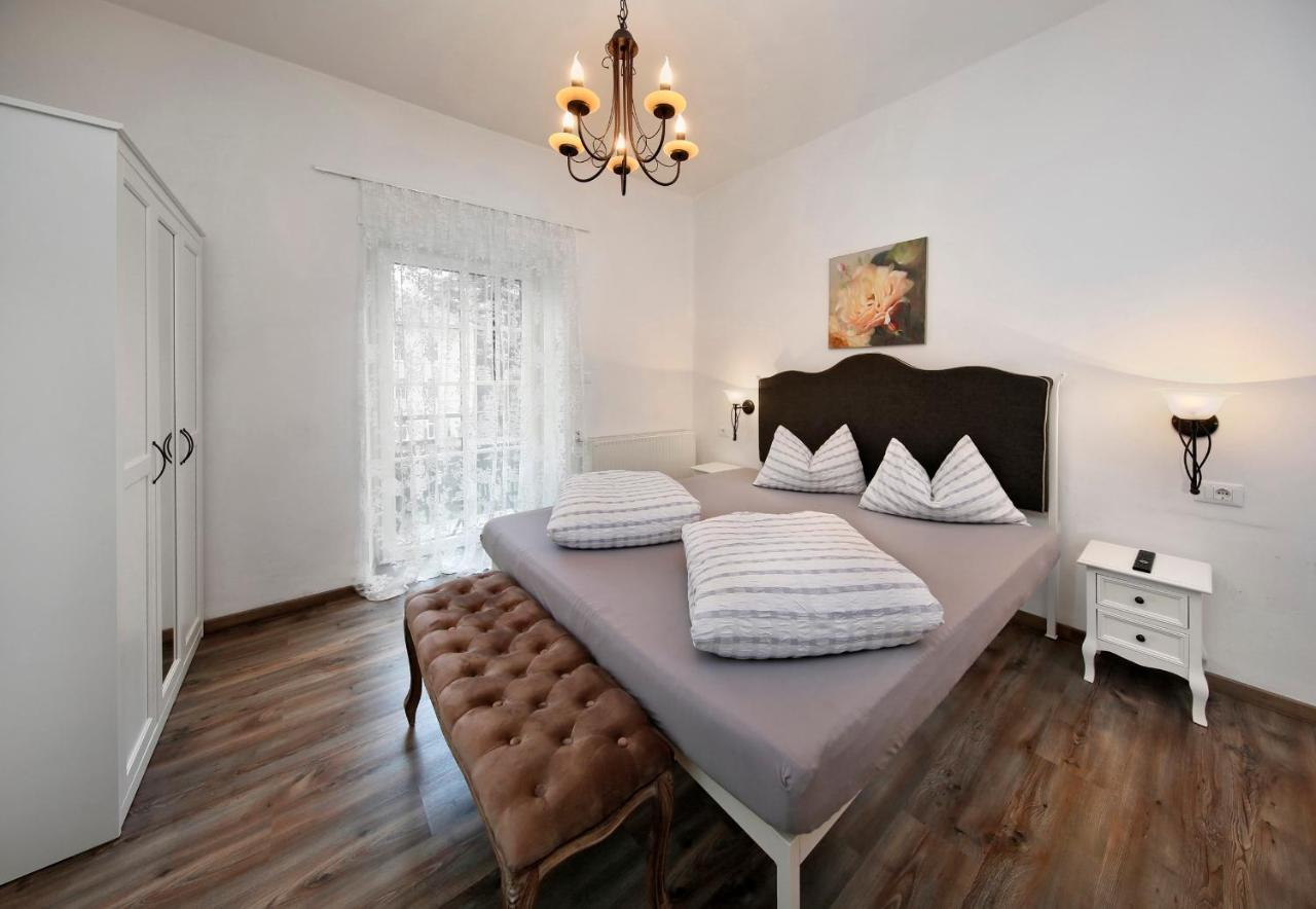 Garni Villa Tyrol - Adults Only Merano Exterior photo